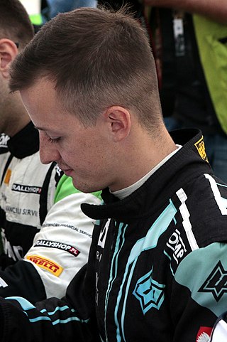 <span class="mw-page-title-main">Łukasz Pieniążek</span> Polish rally driver