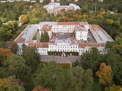 845. Главный корпус Лесотехнической академии, Выборгский район Автор — Красный