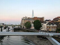 Themsen fra Millennium Bridge