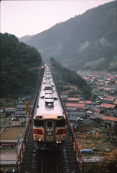 File:餘部鉄橋1979-09.jpg