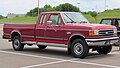 1990 Ford F-250 XLT Lariat SuperCab 4x4, front right view