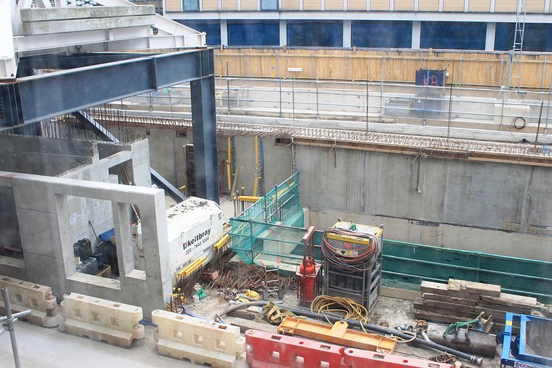 File:2014 at Paddington station - Crossrail entrance construction.jpg