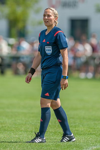 File:20160723 SKN St. Pölten vs FC Bayern München 3747.jpg