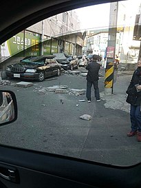 Danos no carro do terremoto de Pohang 2017