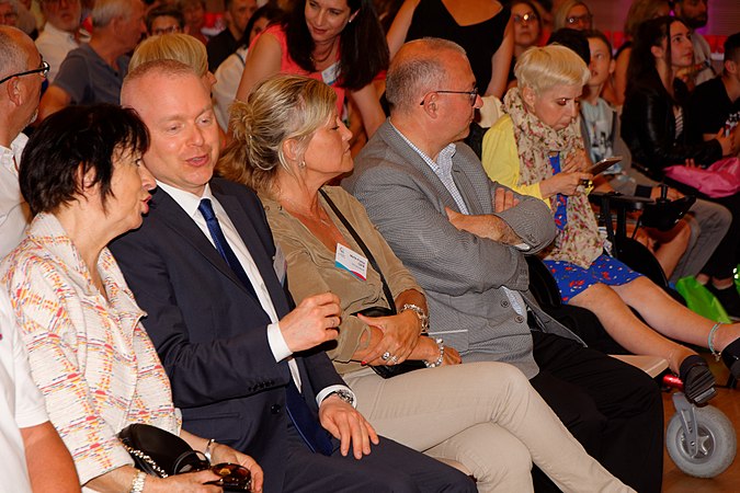 Marie-Lise Lhomet (conseillère départementale), Frédéric Rousse (vice-président du conseil départemental), Marie-France Céfis (vice-présidente du conseil départemental), et Damien Meslot (maire de Belfort).