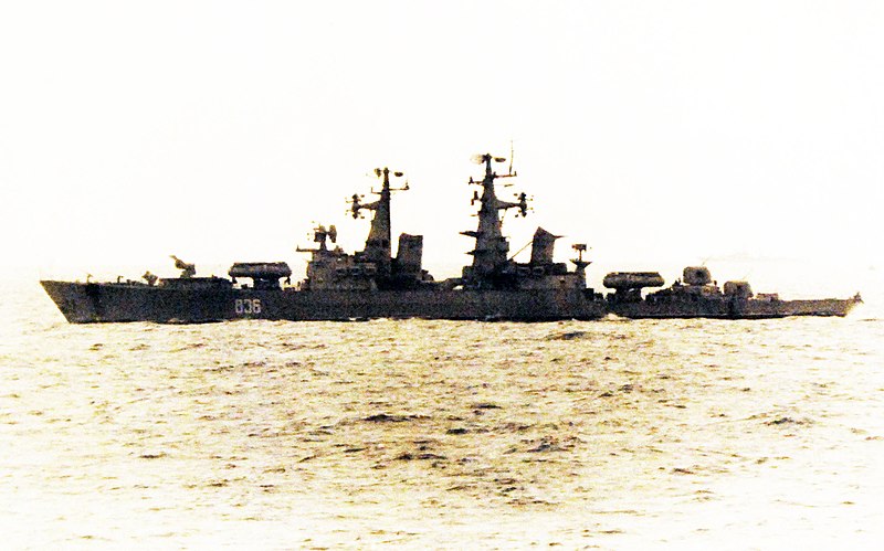 File:428-GX-USN 1160105 (26800839685).jpg