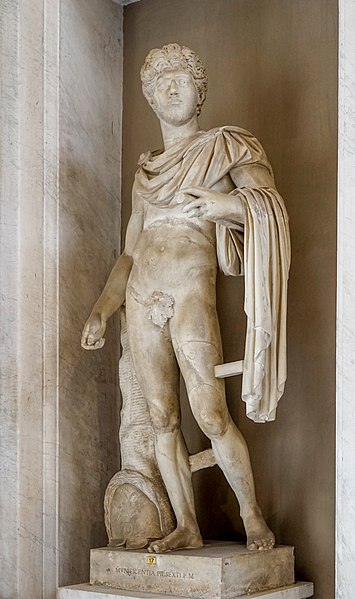 File:9.1k- Statua maschile eroica, forse Lucio Vero, circa 150 d.C.jpg