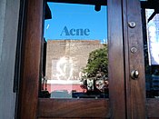 Acne Studios: Butiker, Kontor, Uppköp