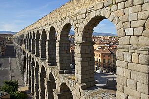 L'aqueduc de Ségovie. (définition réelle 3 026 × 2 012)