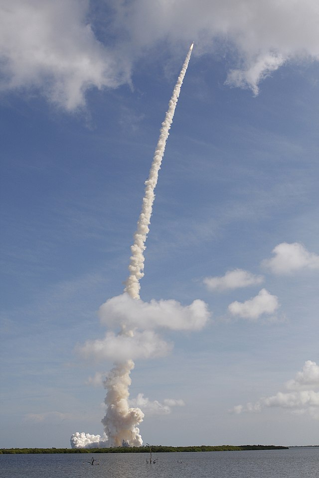 Ares i x. НАСА ракетная база. Ares i-x Rocket. Ракеты НАСА аш 2 о. 60351 Rocket Launch Centre, 1010.