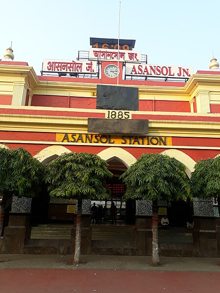 File:Asansol Railway station, Bardhaman 05.jpg