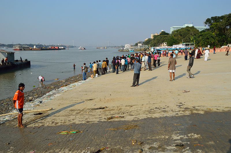 File:Baja Kadamtala Ghat - Kolkata 2012-10-24 1569.JPG