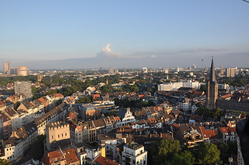 File:Ballonfahrt Köln 20130810 278.JPG