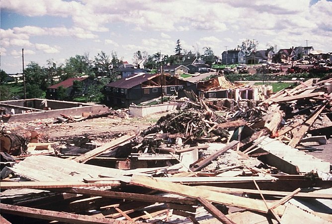 Июнь 1984 года смерч. Ивановский Торнадо 1984. Смерч в Иваново 1984. Ивановский смерч 1984 Лунево. Ураган в Лунево 1984.