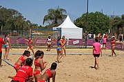 Deutsch: Beachhandball bei den Olympischen Jugendspielen 2018; Tag 4, 10. Oktober 2018; Mädchen, Vorrunde, Gruppe A - Mauritius-Russland 0:2 English: Beach handball at the 2018 Summer Youth Olympics at 10 October 2018 – Girls Preliminary Round Group A – Mauritius-Russia 0:2