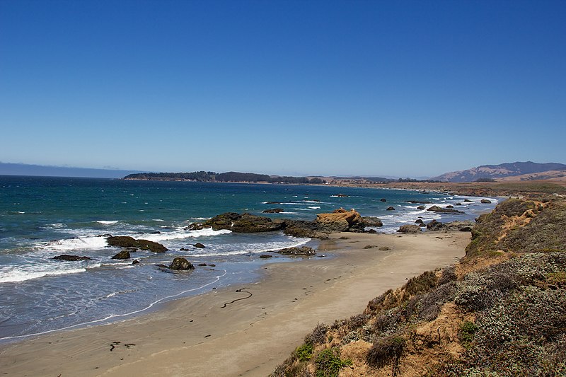 File:Beach off Highway 1, California.jpg