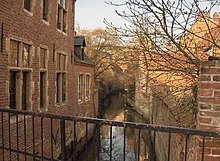 Canal of the River Dyle in the Beguinage of Leuven Begijnhofleuven2006feb.jpg