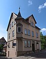 Wohnhaus mit Bäckerei und Wirtschaft, Wohnhaus Hauptstraße 2