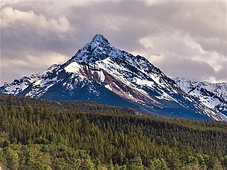 <span class="mw-page-title-main">Blackhorn Mountain</span> Mountain in British Columbia, Canada