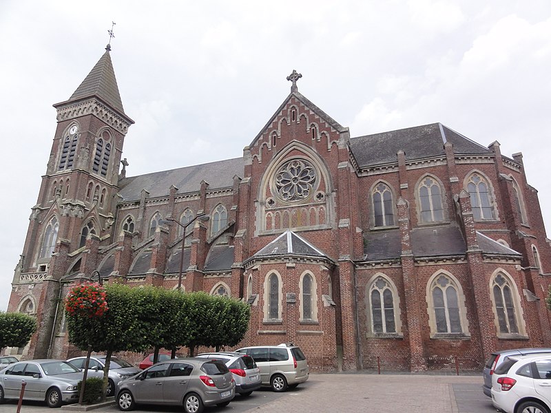 File:Bohain-en-Vermandois (Aisne) église (01).JPG