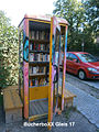 도서관으로 개조된 공중전화 박스, 2012년 8월