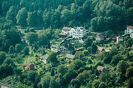 Buildings in Prostřední Žleb - view from Růžová vyhlídka 9.jpg