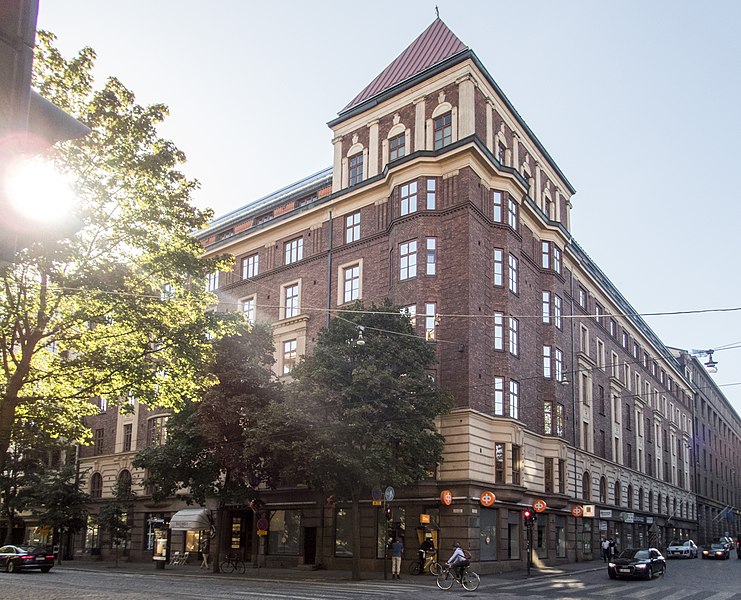 File:Bulevardi 5 - Annankatu 16, Helsinki.jpg