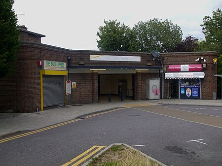 Chessington South stn building