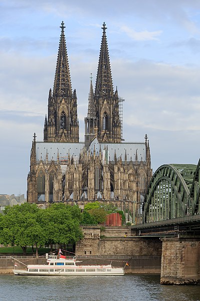 File:Cologne Germany Exterior-view-of-Cologne-Cathedral-07.jpg