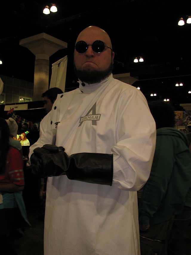 File:Comikaze 2013 - Hugo  - Wikimedia Commons