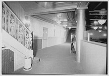 Promenade at the orchestra's rear Coronet Theatre, W. 49th St., New York City. LOC gsc.5a12437.jpg