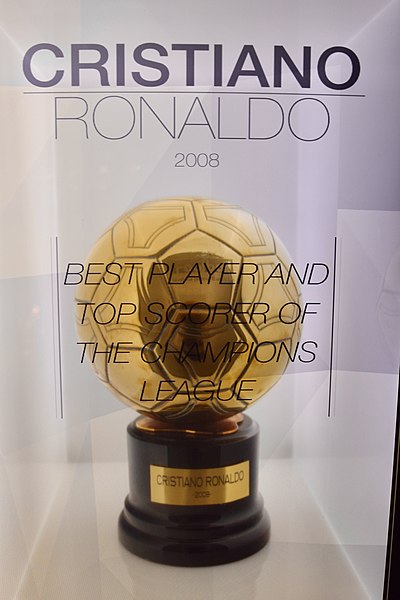 File:Cristiano Ronaldo's 2008 Ballon d'Or trophy, Real Madrid Museum, Santiago Bernabéu, Madrid, Spain (Ank Kumar, Infosys Limited) 04.jpg