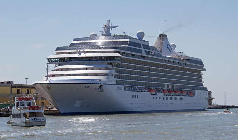 File:Cruise Ship Riviera Venice (7223665598).jpg