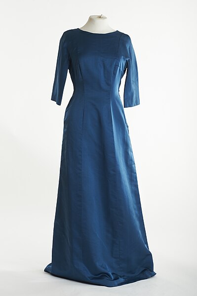 File:Deep petrol blue evening gown by Sybil Connolly.jpg