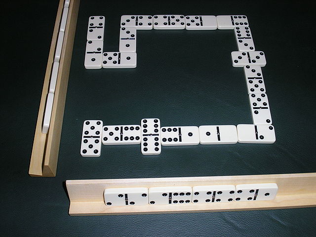 Dominos (jeu) — Wikipédia
