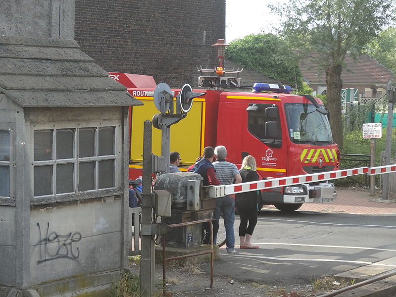 File:Douai - Accident de personne le 6 juin 2013 sur la ligne de Paris-Nord à Lille (03).JPG