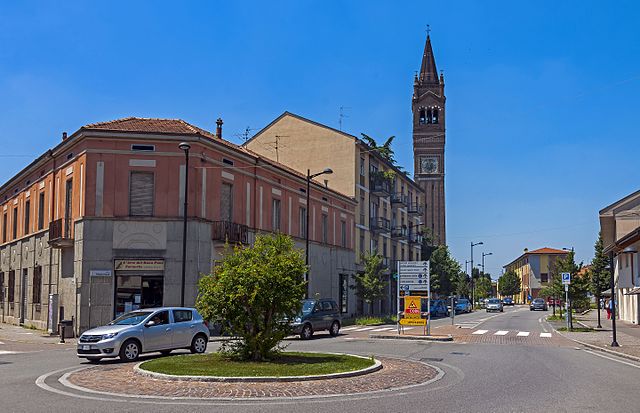 Piazza Nazionale and Chiesa Santi Gervasio e Protasio