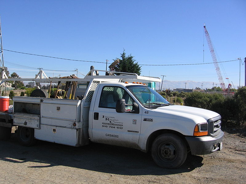 File:Dumbarton Rail Bridge eastern approach 2746 03.JPG