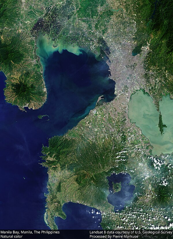 Satellite image of Manila Bay (upper half of photo) in 2016