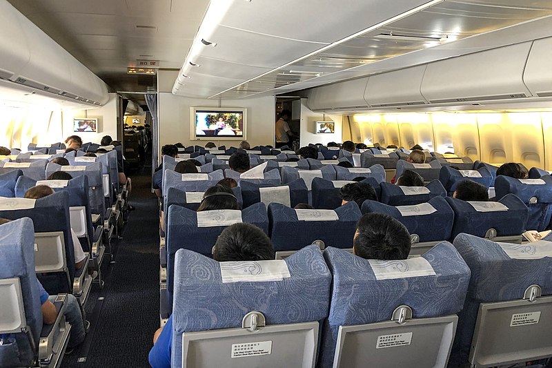 File:Economy class cabin of B-2447 (20190717150152).jpg