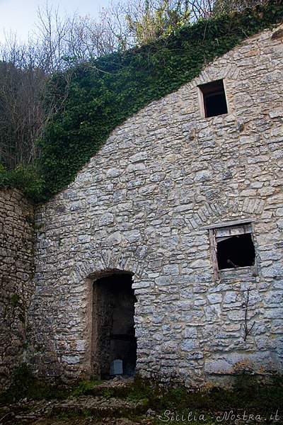 File:Eremo di Santa Rosalia - panoramio (1).jpg