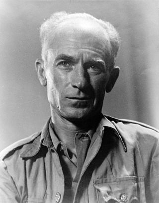 <span class="mw-page-title-main">Ernie Pyle</span> American war correspondent and writer