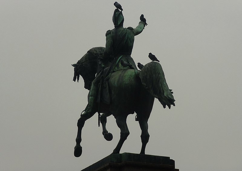 File:Estatua San Martín, Plaza San Martín, Buenos Aires.jpg