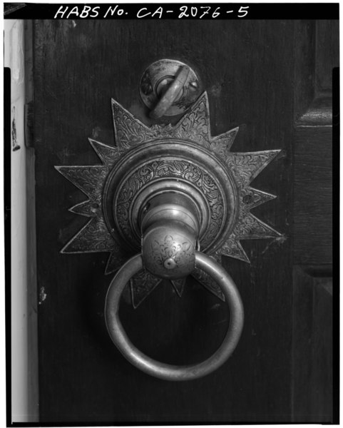 File:FRONT DOOR INTERIOR HARDWARE - John G. Kennedy House, 423 Chaucer Street, Palo Alto, Santa Clara County, CA HABS CAL,43-PALAL,3-5.tif