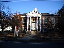 Fairchild-Nichols Library built in 1925 Fairchild Library Nichols Connecticut.JPG