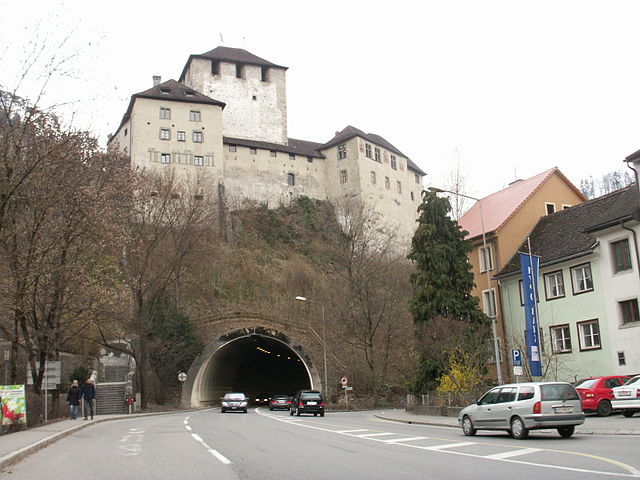 Замак Шатэнбург