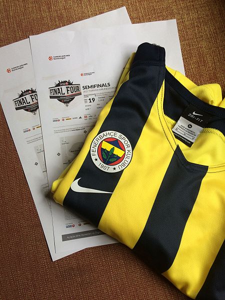 File:Final-four ticket and jersey.jpg