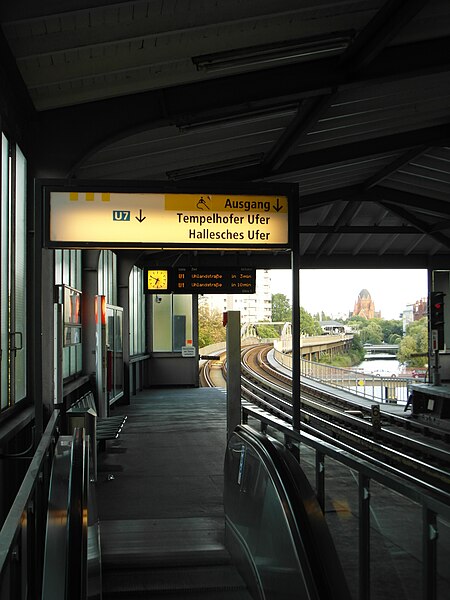 File:Flickr - IngolfBLN - Berlin - U-Bahnhof Möckernbrücke (79).jpg