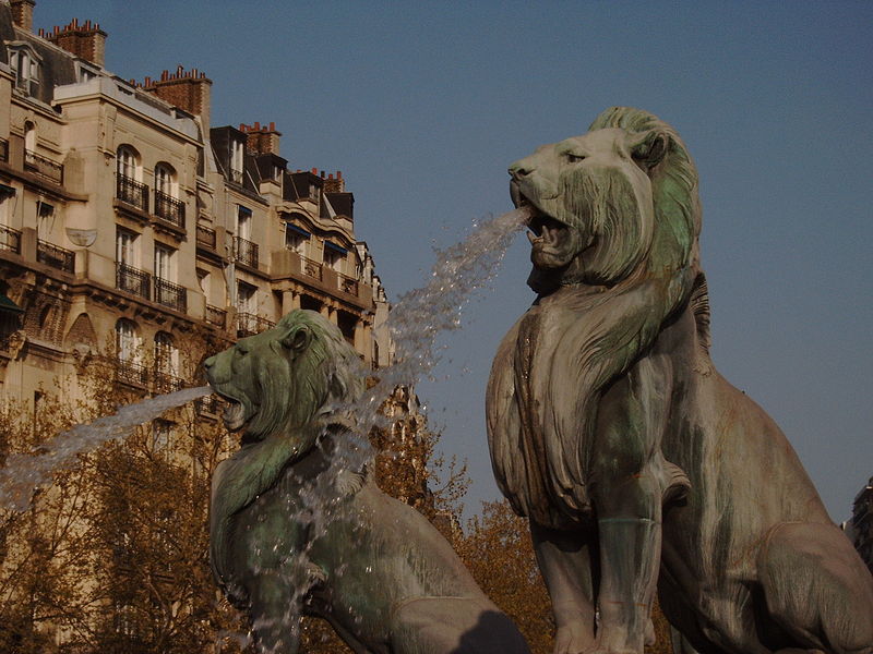 File:Fontaine du Château d'eau (Gabriel Davioud), 2010-04-18 48.jpg