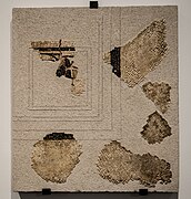 Fragments de la mosaique du balneum du - Palais du Gouverneur - Lyon - colline de Fourvière 01.jpg